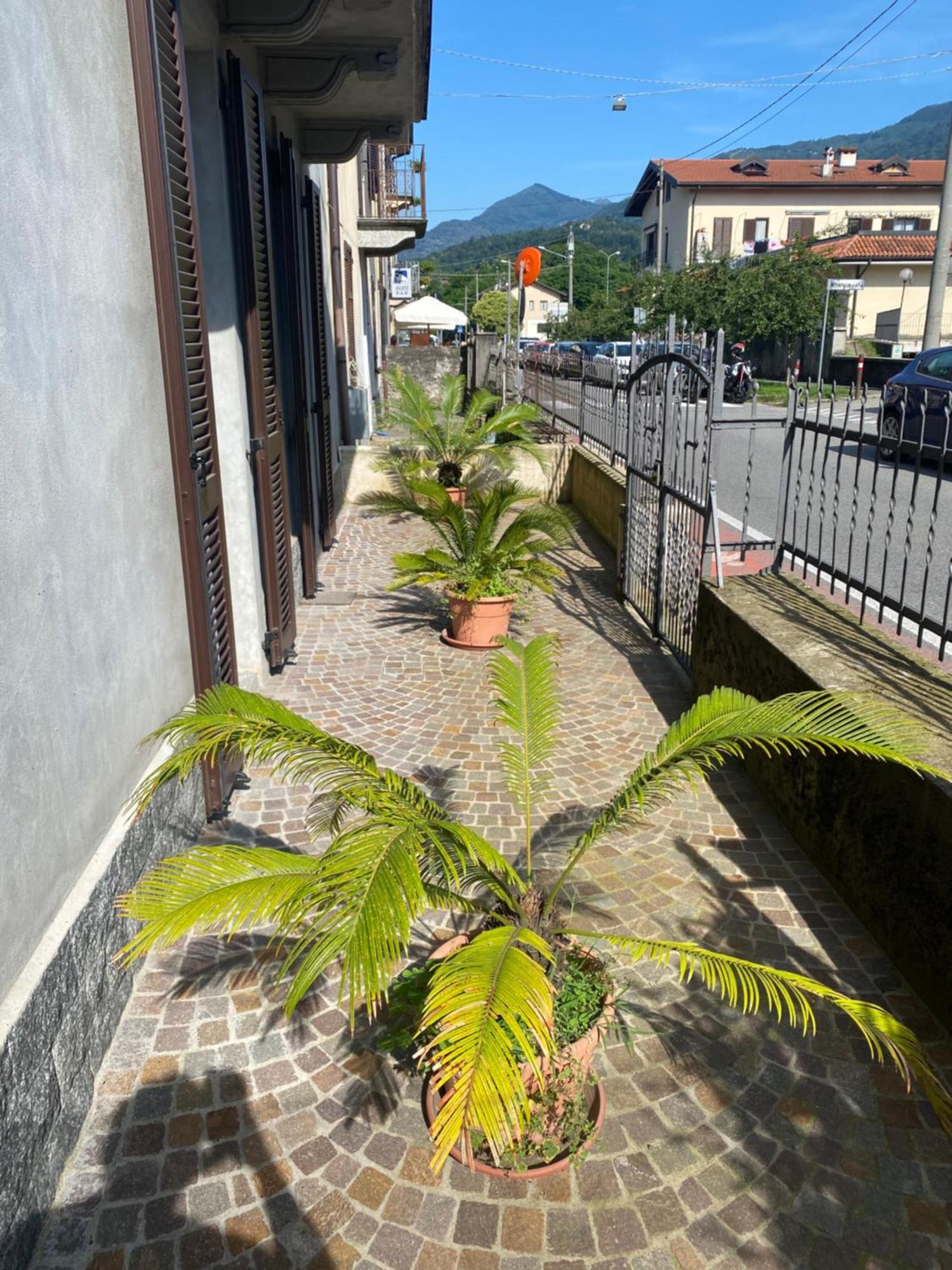 Luna Apartment Verbania Exteriér fotografie