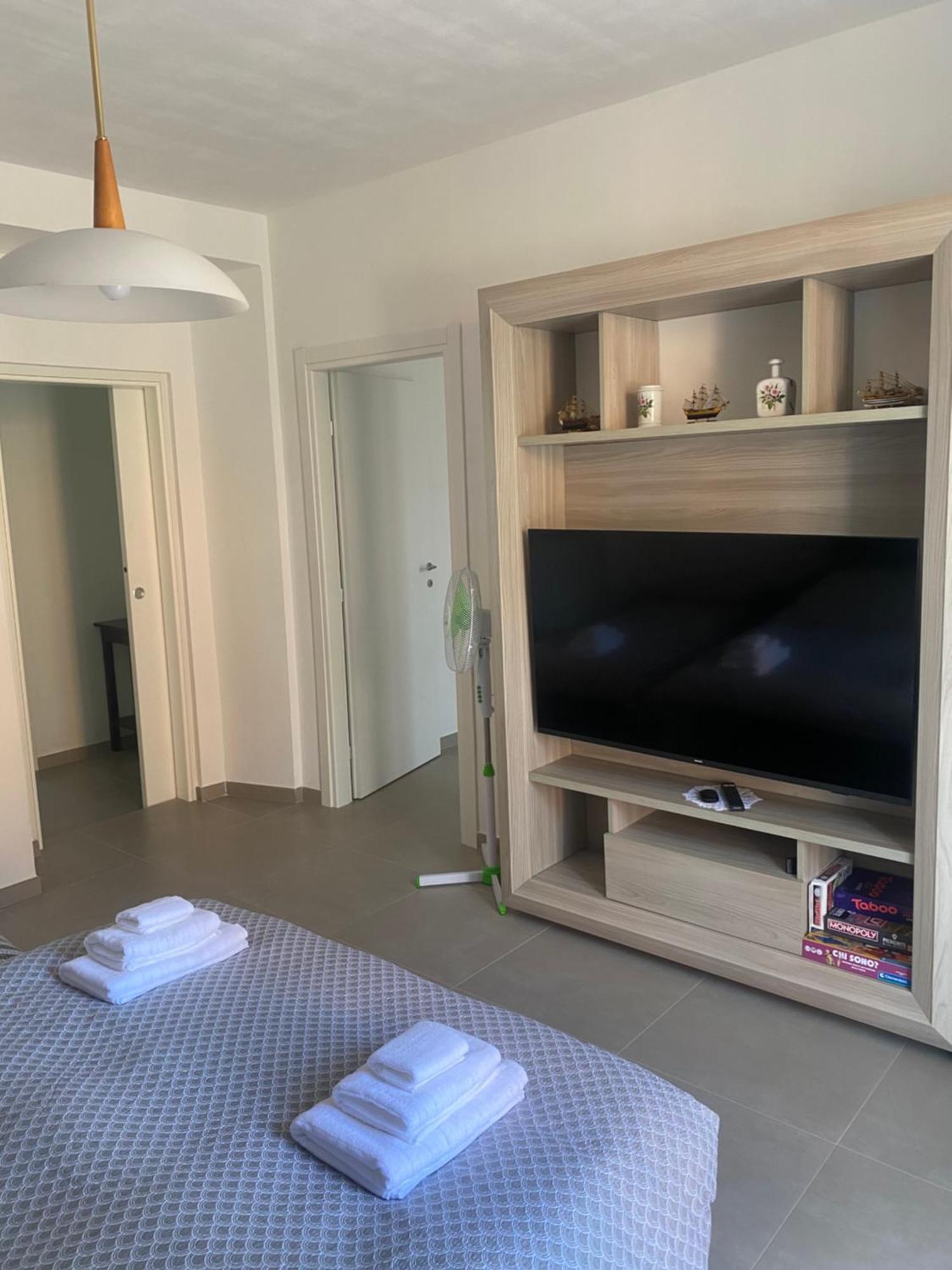 Luna Apartment Verbania Exteriér fotografie